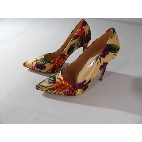 Liliana 6.5 Pump Stileeto Floral Beige Pointed Toe High Heels Colorful - Picture 1 of 13